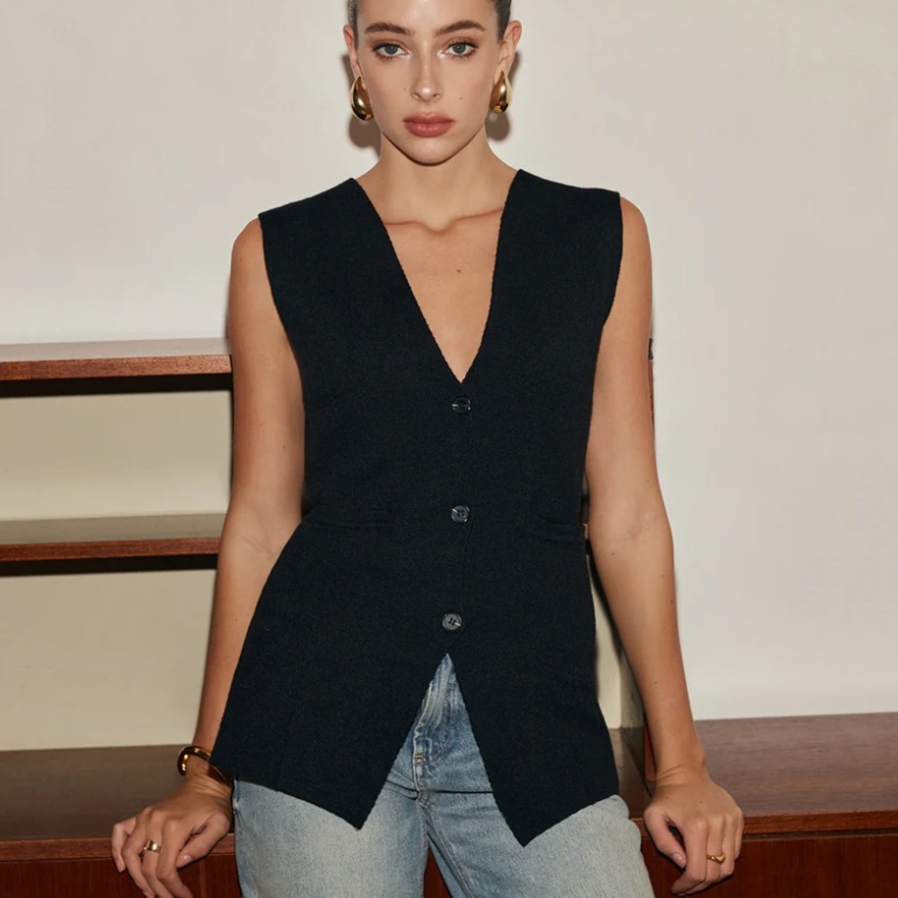 Leisure Button Slim Sweater V Neck Vest